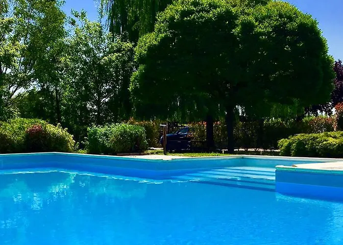 Hotel Casale Belriguardo